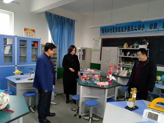 2018-11-14 伟德国际源自英国去东党初级中学扶贫收条IMG_20181114_121252